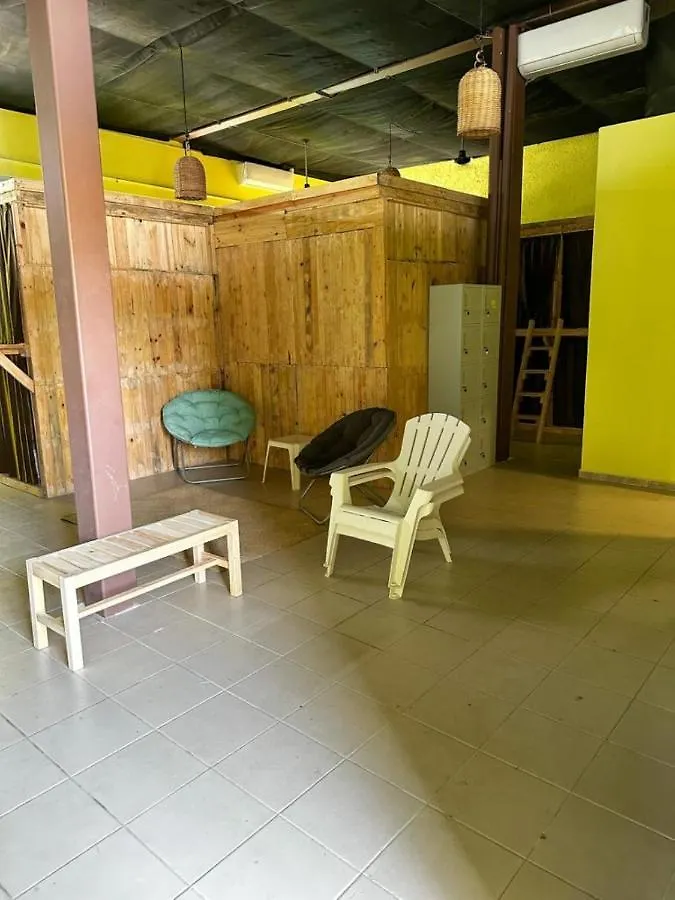 Hostel Tropico 20 Pdc بلايا ديل كارمن المكسيك