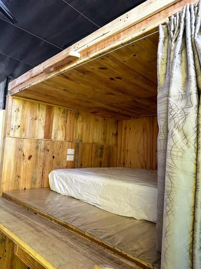 Hostel Tropico 20 Pdc بلايا ديل كارمن المكسيك